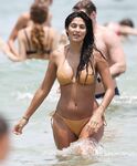 Pia Miller - Sexy Bikini [12/27/2019]
