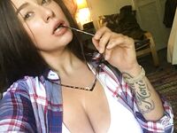 mia woods