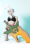 Rolyatistaylor - Battle Bunny