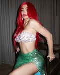Kylie Jenner - Sexy [10/31/2019]