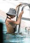 Emily Ratajkowski - Hot Bikini