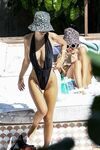 Emily Ratajkowski - Hot Bikini