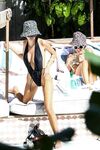 Emily Ratajkowski - Hot Bikini