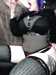 Slutty goth e-girl
