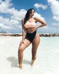 Ana Cheri