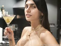 Mia Khalifa 15 GB Latest Onlyfans+Patreon Content