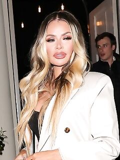Chloe Sims - Sexy