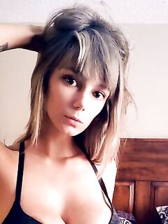Nina Jones