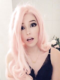 Belle Delphine - Pink wig story