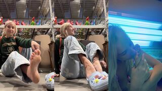 Cosmic Starlight public foot worship