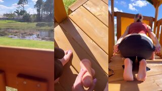 NoFace_HouseWife Shows Off White Ass