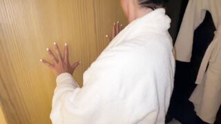 J.J OF - Massuse Shower Fuck