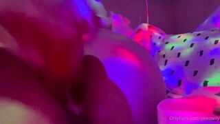 okwowily dildo masturbation ppv