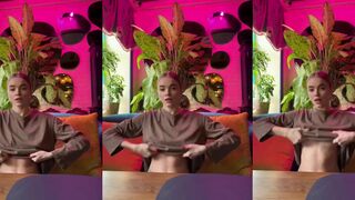 RitoriMitori shows her tits public