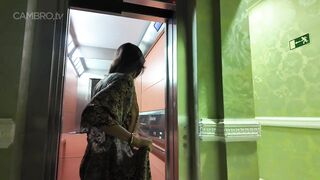 DaringKiara Naked in elevator dare