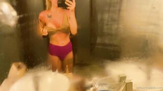 ANNALISE MISHLER - GIRLFRIEND WATCH ME SHOWER