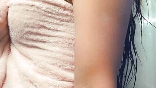 RaeRaeLoveee Onlyfans (Video 11)