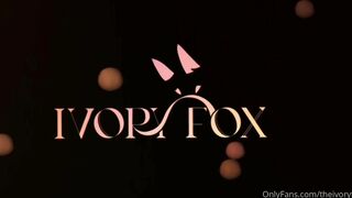 The Ivory Fox: Tentaclefuck