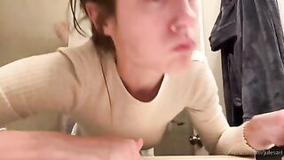 Julesari — OnlyFan I sucked my stepdad off in the shower