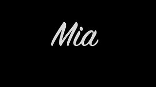 Fashion Dolls - Mia in Green Bikini