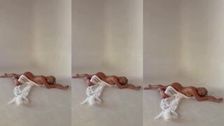 Katie Sigmond Photoshoot Nip Slip Onlyfans