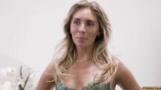 Bonnie Blue who had sex with 1 057 men in one day_Gangbang