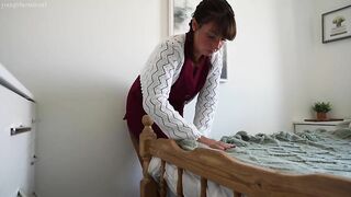 Yourgirlnextdoor1 - A Helping Hand From Mommy