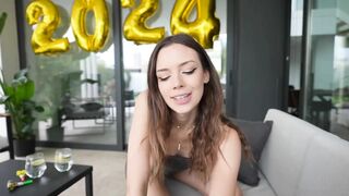 Hope Heaven Blowjobs And Takes Facial