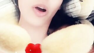 andreinadeluxe OF (Video 4)