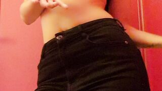 andreinadeluxe OF (Video 3)