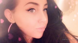 amyuncensored OF (Video 3)