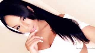 Autumn Falls Leaked OnlyFans (Video 1)