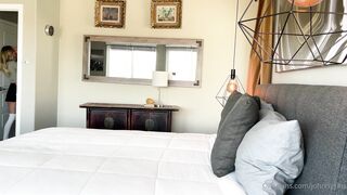 Emma Hix with Johnny Sins - Hard Fuck Hookup