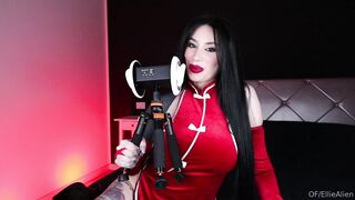 Ellie Alien ASMR