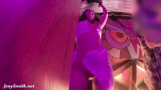 Jeny Smith Go_Go_On_stage