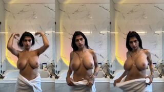 Mia Khalifa Bathroom Titty Tease Video