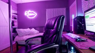 aynmarie's live cam show recorded on 2024-11-02 02-02-15