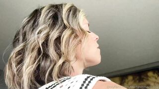 Serenity Cox - The Flesh Mechanic Cheating wife hooks up at hotel for anal creampi