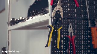 Jeny Smith A mechanic helper pt.1