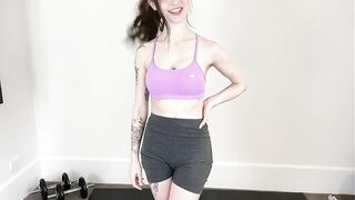 Dainty Wilder - workout shorts squirt