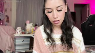 Cuddle ASMR (Espe ASMR)