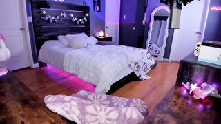 Pho — OnlyFans First 2025 Stream Recording Jan 03 2025