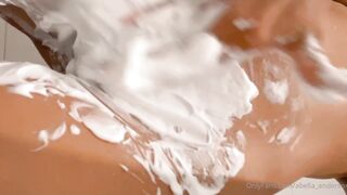 A.A OF - Naked Creamy Body